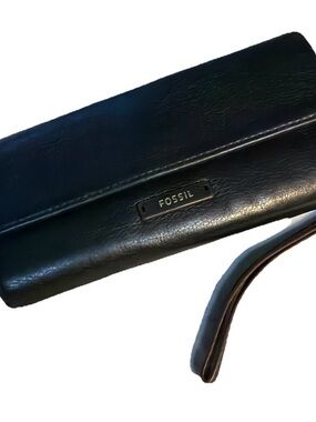 Fossil Black Leather Wristlet Clutch with Strap